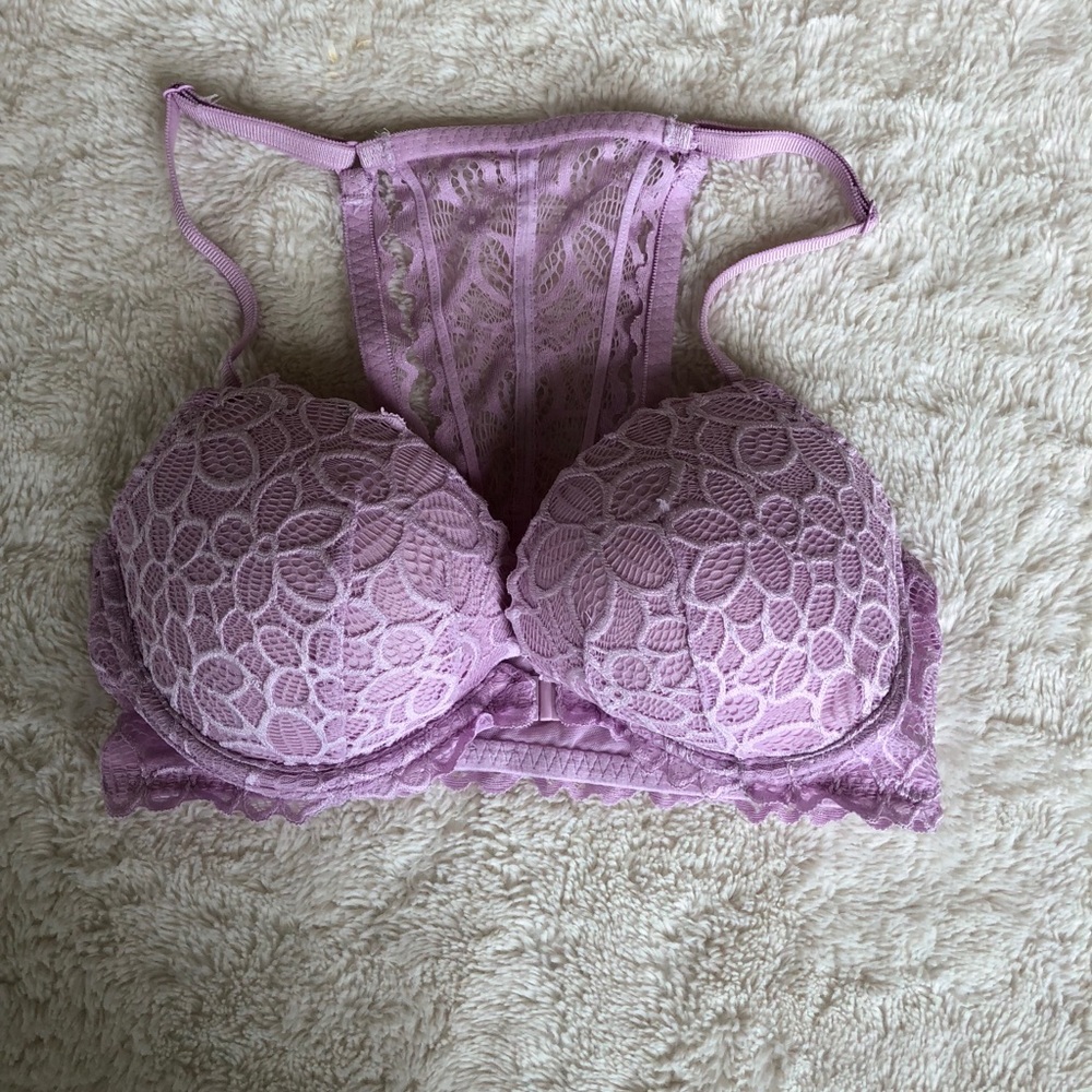 Pink Victoria’s Secret bra